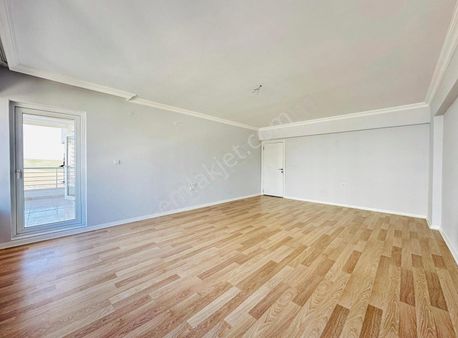 Çiğnitaş Emlak*saray Fatih Mah.cadde Üzeri 4+1 Yeni Binada