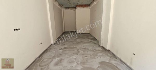 Gürsu Zafer Merkez'de Satılık 40m2 Dükkan...