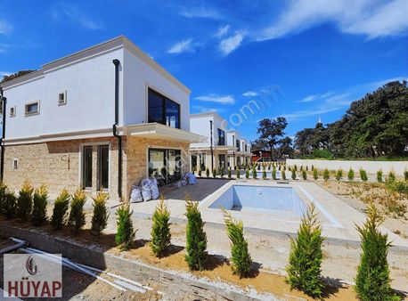 Çanakkale Merkez Guzelyalıda Satılık Mustakıl Vılla