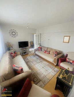 Nazif Gayrimenkul'den Fırat Mah Satılık 2+1 Daire