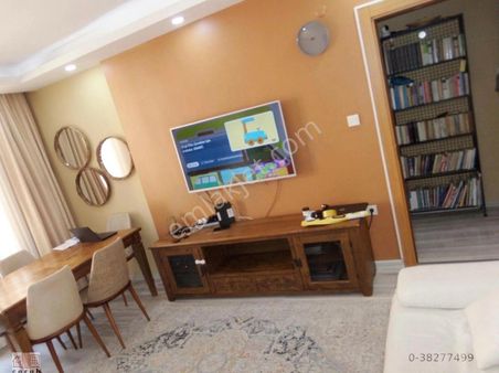 Güngören Haznedar Mah Yeni Binada 2+1 80m2 2.kat Satılık Daire