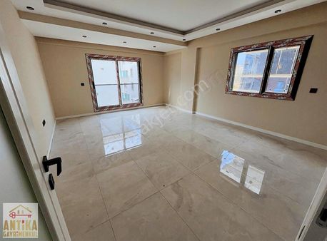 Antika Gayrimenkul'den Süleyman Demirelde 2+1 Fırsat Daire