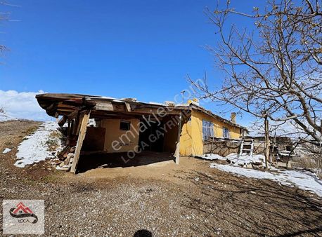 Yakacık Mh. Kendine Ait Bahçeli Teras Balkonlu 3+1 Müstakil