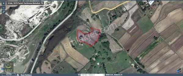 Sazlıbosna'da Kanal İstanbul Manzaralı Satılık Tarla...