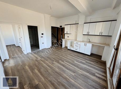 Deka Gayrimenkul'den İncesu'da Denize 100m Mesafede Satılık 1+1