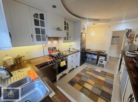 Deka Gayrimenkul'den Cumhuriyet Mh Satılık 6+1 Müthiş Dubleks