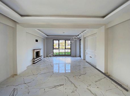 Müstakil Bahçe Ve Girişli Satılık 4+1 Villa Merkezi Lokasyonda