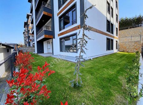 Deniz Manzaralı Villa Konforunda Satılık 4+1 Arakat Daire
