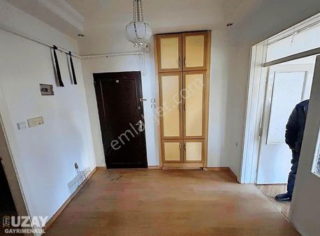 Uzaydan Yeditepede Satlık Fırsat. Daire