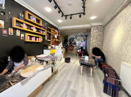 Hükümet Konağının Karşısında Harika Konumda Satılık Dükkan