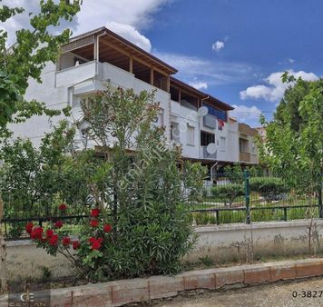 Ceylan Emlaktan Cemil Temelde Satılık Müstakil Triplex