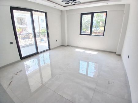 Muratdede/tekden Hast Arkası. Ön Cephe, Yüksek Giriş 110 M2 Sıfır 2+1 Daire.