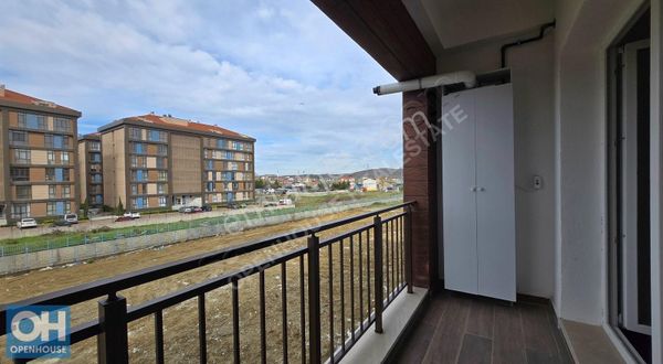 İstanbul Havalimanı Kemercity Çok Şık 2+1 Ara Kat (teklife Açık)