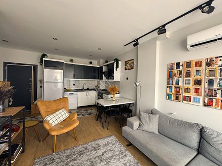 Altıntaş 'ta Katta Geniş 1+1 Daire