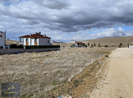 Salih Emlak Tan Aktaş Cumhuriyet Mah.520 M2 Villa Arsası