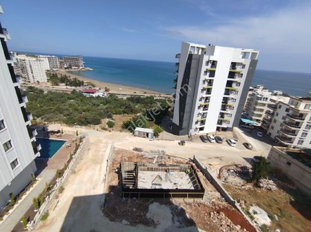 Onur Gayrimenkul'den Erdemli Kanlıdivanede Deniz Manzaralı 2+1 Daire