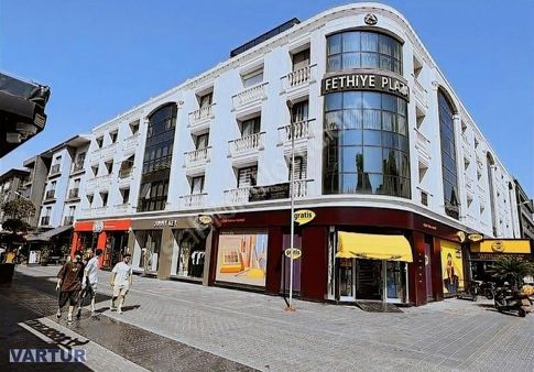 Fethiye Şehir Merkezinde Plazada Satılık 3+1