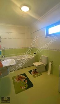 Hendek Yeşilyurt Köyünde 3 Dönüm Arsa İçerisinde Müstakil Mülk!!