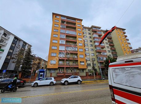 Ali Çifter' Den Seylap Caddesi Üzerinde Satılık Ekonomik 3+1