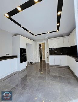 Emlak Konutları 4+1 400m2 Özel Havuzlu Müstakil Satılık Villa !!