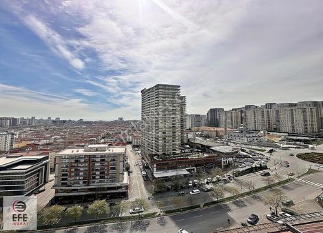 Efe İnşaattan Havuzlu Site İçi 1+1 Metrobüse Yakın İskanlı Daire