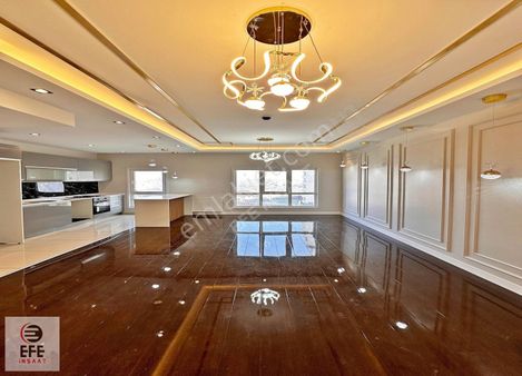 Beylikdüzü Efe'den Site İçi İskanlı 2+1 Geniş M² Daire!!!!!!!!!!