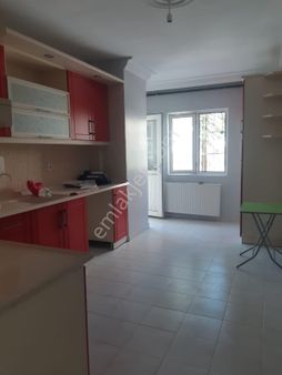 İller Bankasi Kavsagi Hasarsiz Binada 4+1 Terasli Satilik Daire