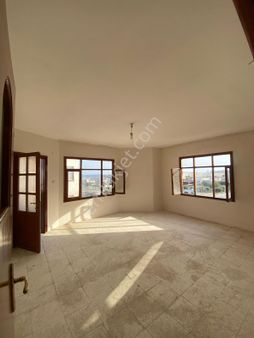 Denize 100 Metre Mesafede 3+1