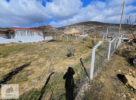 %75 İmarlı 800 M2 Arsa - Müstakil Ev