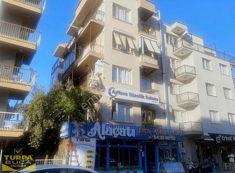 Turpa'dan Buca Belediye Dibi 130m2 Arakat Caddeüstü 3cephe Daire