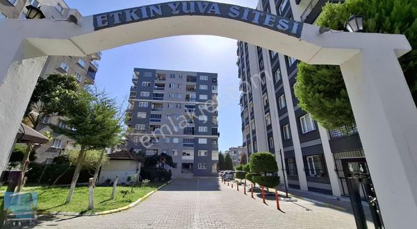 İzmir Buca Fırat Mahallesinde Ferah 3+1 Daire