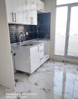 Tuna.mah Cadde Uzerinde Site