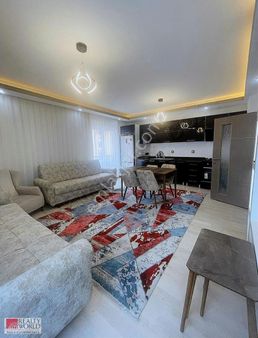 Hurma Mahallesi Ebeveyn Banyolu Satılık Arakat 2+1