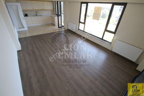 Erdek Atatürk Mahallesi Şahane Deniz Manzaralı 3+1 Satılık Dublex Daire