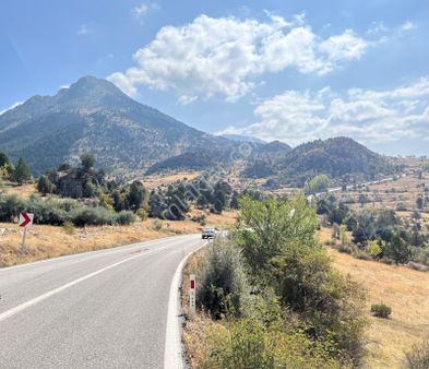 Yeni Konya Yolu Üzeri Derebucak Yol Kenarı Yatırımlık Fırsat