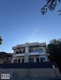 Altınoluk Müstakil Tadında Sıfır Yüksek Giriş 2+1 Daire///rota