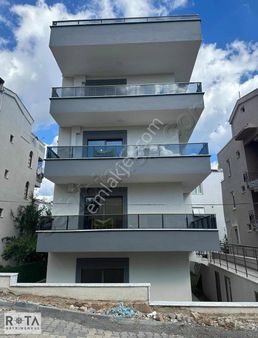 Altınoluk Merkez'de Denize 400 M Sıfır 2+1 Daire /// Rota