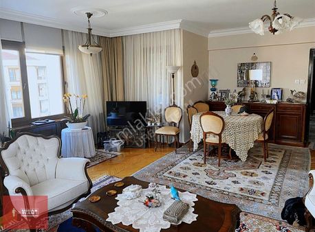 Ziverbey'de Harika Konumda Tertemiz 115m2 Net 3+1 Balkonlu Daire