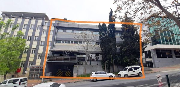 Bağcılar Güneşli 'de Kiralık Komple Bina 3.362 M2 Mağaza Ofis Depo