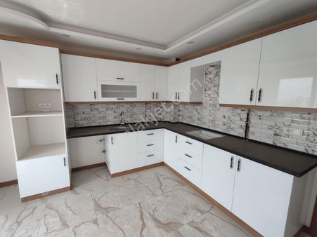 Zafer Mahallesi Site İçerisinde Satılık Sıfır 3+1 Daire