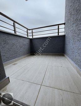 Sultanbeyli Mimarsinanda Sıfır Binada 2+1 Daire Satılıktır