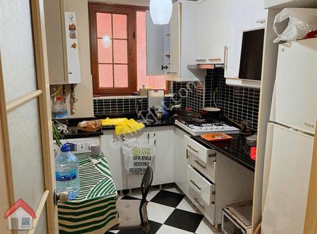 Kağıthane Gültepe Akdere Cad. İskanlı ,80m2 2+1 Bahçeli