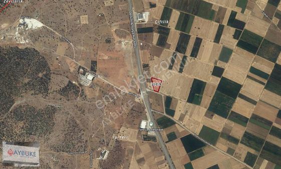 Antalya Yolu Kenarında 4707 M2 Arazi