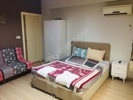 Çiğli Merkezde Güvenilir Günlük Lüks Kiralık Daire