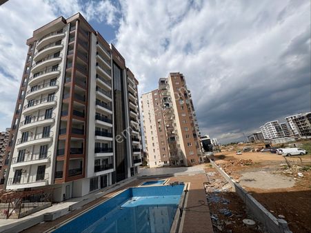 Şehnaz Yüksek' Den Altıntaşta 1+0 2 Balkonlu 9.kat Satılıkdaire