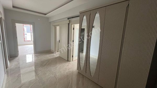 Anadolu Emlaktan Muazzam Şıklıkta 4+1 Sıfır Satılık Daire