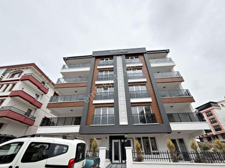 2+1 Yeni Bina Ful Yapılı Asansörlü Ön Cephe Ferah Daire