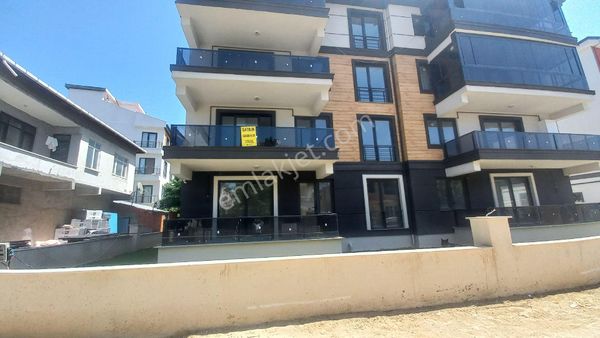 Şarköy İstiklal Mh, De 3+1/120m2 Asansörlü Ebeveyn Banyolu