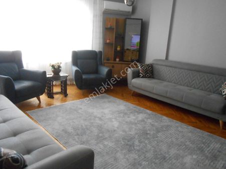 Zeytinburnu Vargeler Binadaki Fazla Dairede Hakkı Da Var Marmara Forma10dk 2+1 Çift Balkon 95m2 Net