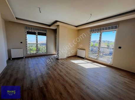 Rookzdoruk'tan Necip Fazıl'da Merkezi Konum 3.5+1 Geniştip Daire